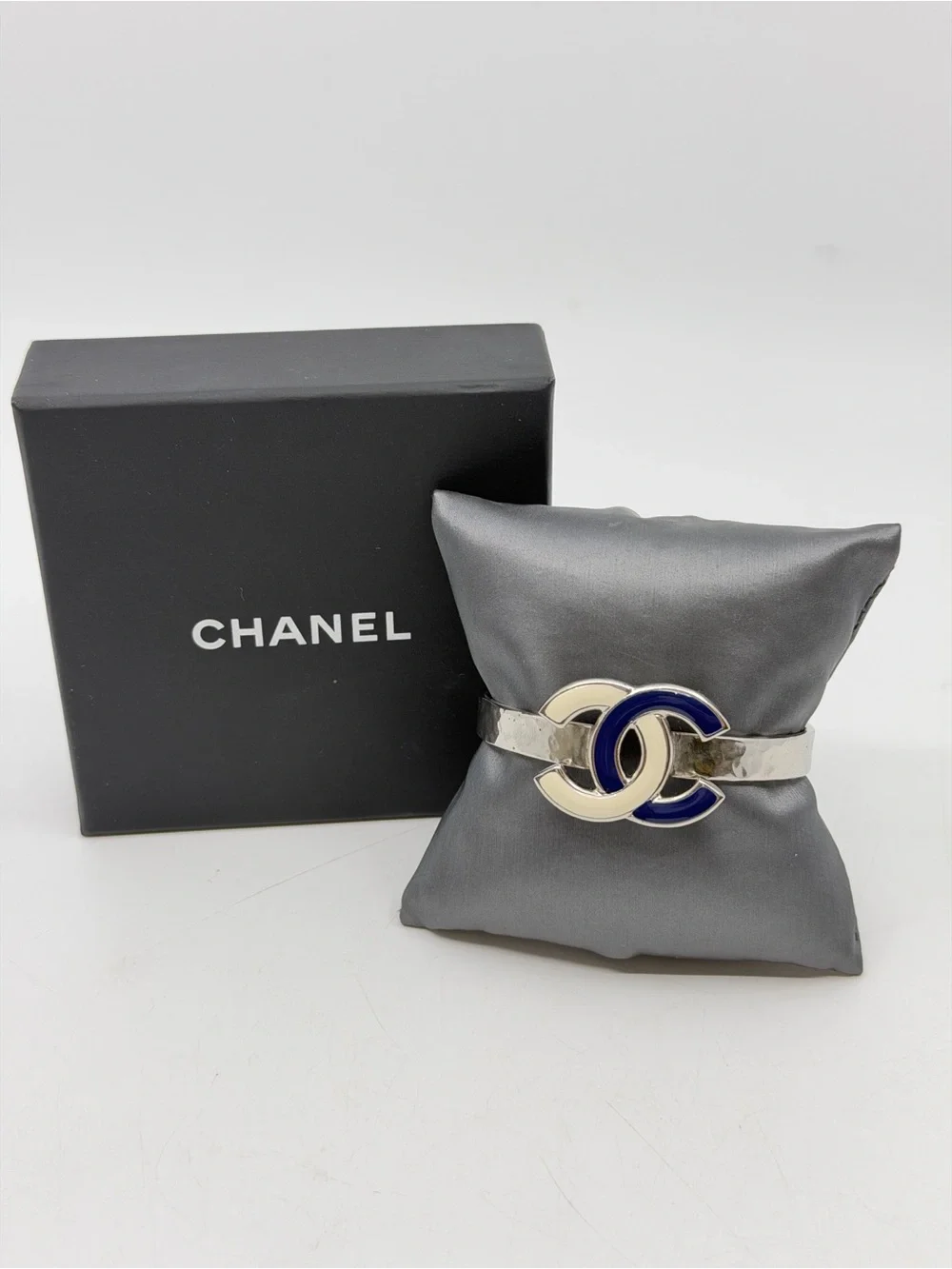 Chanel B15 Hammered Silver Tone Enamel CC Cuff Bracelet